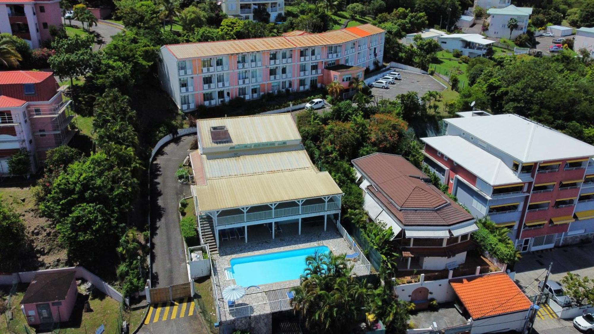 Apt 107 - Résidence touristique à l'anse Mitan accessible aux personnes à mobilité reduite Les Trois-Ilets Esterno foto